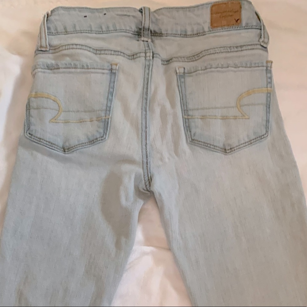 American eagle skinny prewashed jeans size 0. **BOGO same or less$